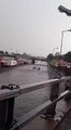 Un fuerte temporal dejó a varios autos bajo el agua en la Panamericana y hay caos vehicular en Buenos Aires