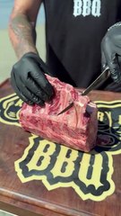 Prepping a prime rib⧸rib roast #primerib #ribroast #butcher