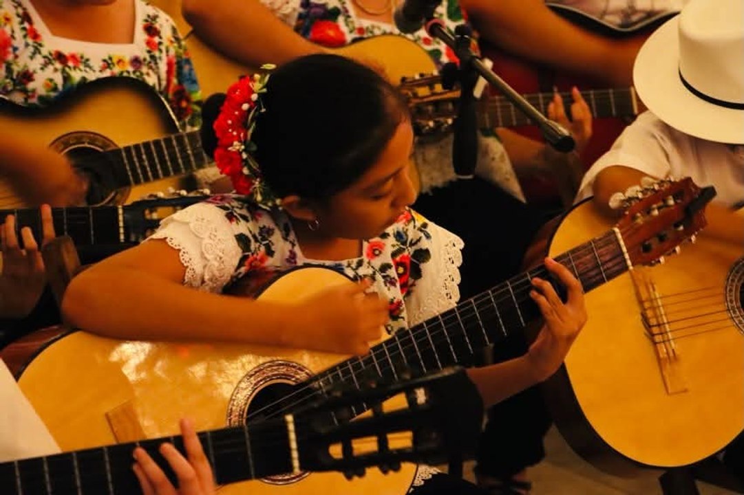 Programas culturales, educación artística y preservación del bordado maya marcarán la agenda cultural en Yucatán en 2026