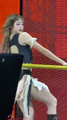 Lisa Pretty Dance Reaction To Taehyung 🥵 #shorts #bts #blackpink #kpop #viralshorts - BBF JEEWAN (360p, h264)