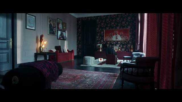 Raat Akeli Hai - The Bansal Murders