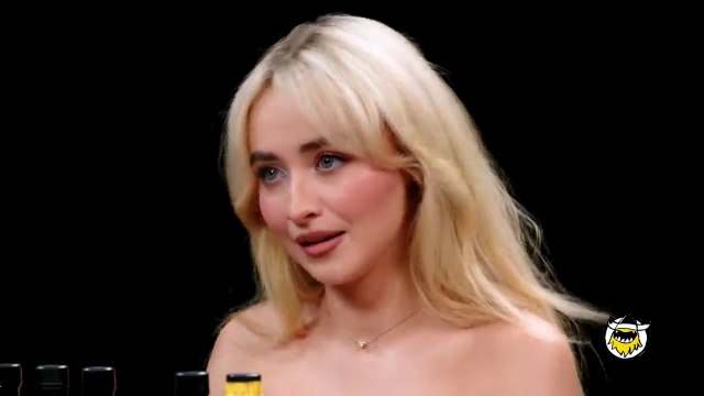 Sabrina Carpenter Loses It 🌶️🔥 While Eating Spicy Wings | Hot Ones