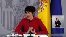 El 'democrático' estreno de Elma Saiz como portavoz de Sánchez: avivar el miedo a VOX y echar la culpa al PP del fiasco del PSOE en Extremadura