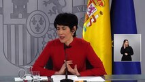 El 'democrático' estreno de Elma Saiz como portavoz de Sánchez: avivar el miedo a VOX y echar la culpa al PP del fiasco del PSOE en Extremadura