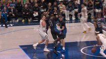 Nuggets - Les deux passes décisives époustouflantes de Jokic contre les Mavs