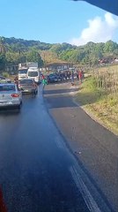 Acidente entre dois carros deixa vítima presa no veículo em Santa Luzia do Norte