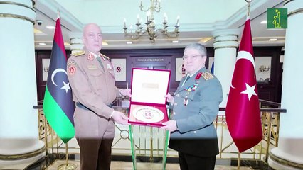 Muere el jefe del Estado Mayor de Libia en un accidente de avión en Turquía