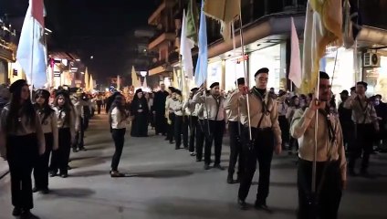 Şam’da savaş sonrası umut: Noel dekorasyonları şehri renklendirdi