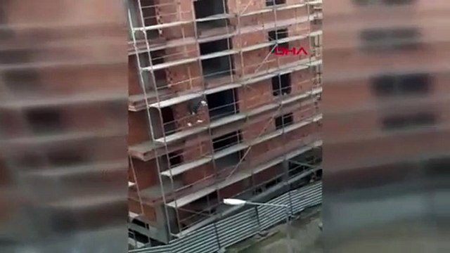 İstanbul'da sokak ortasında inşaat gürültüsü kavgasında ortalık savaş alanına döndü!