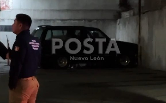 VIDEO | Asesinato de hombre en estacionamiento del centro de Monterrey alarma a comerciantes