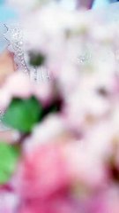 When she opened her eyes and wore it to the wedding day with the stingy old man, everyone said that she was miserable, and her married life must be difficult, but she was full of scheming and clear goals, and after three years of marriage, she divorced an