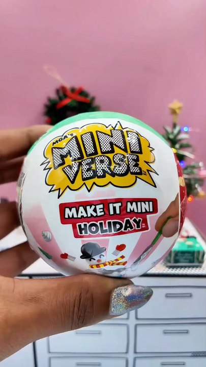 Fin de la série Miniverse make it mini Holiday avec la rare le chocolat chaud du Grinch🥰