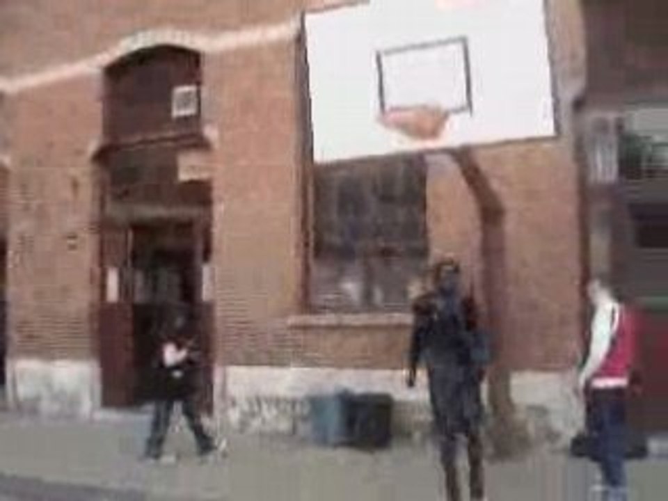 Mixtape dunk contest