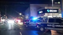 Choca Patrulla de la Policía de Guadalajara y se desata trifulca