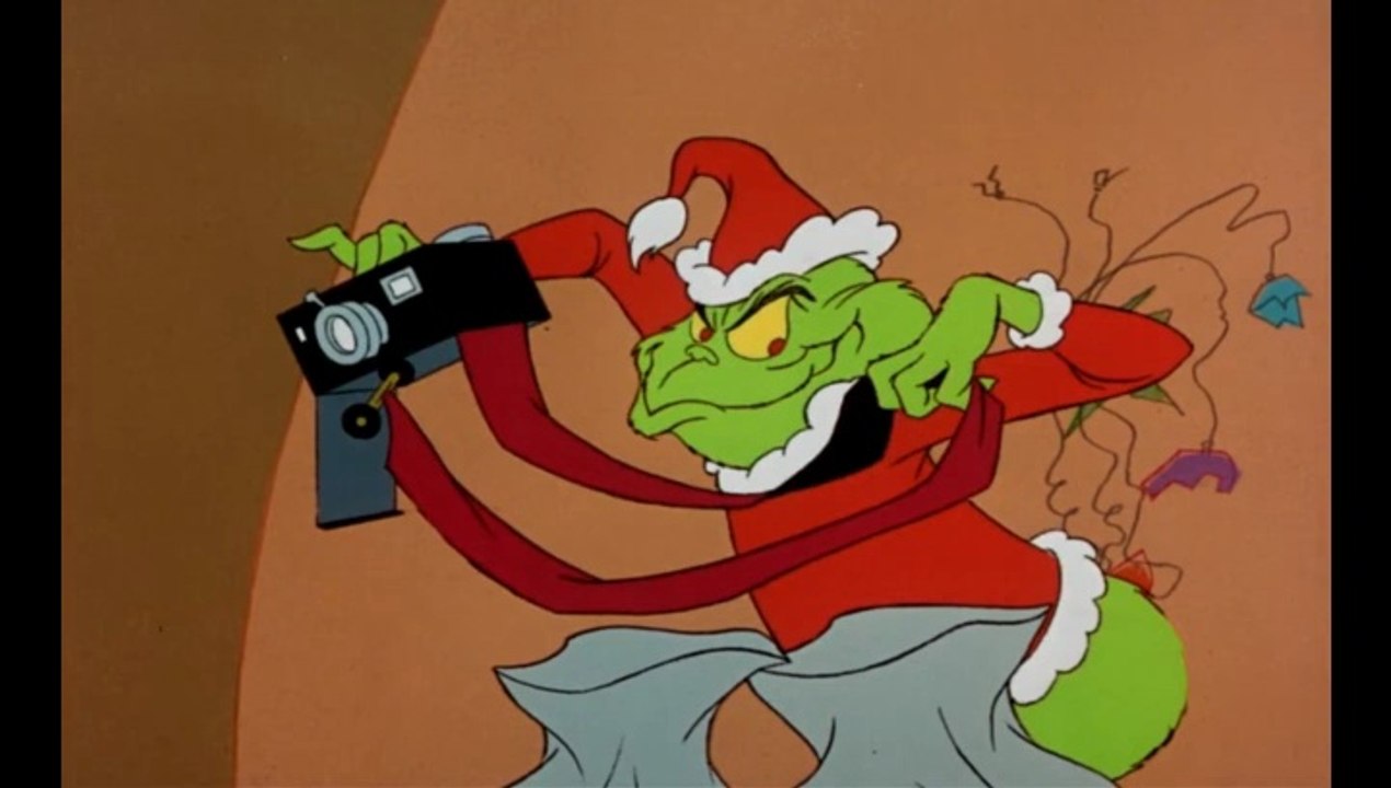 Name Of The Mask ('94) Actress Cameron Diaz Hinted At In How The Grinch Stole Christmas ('66)?