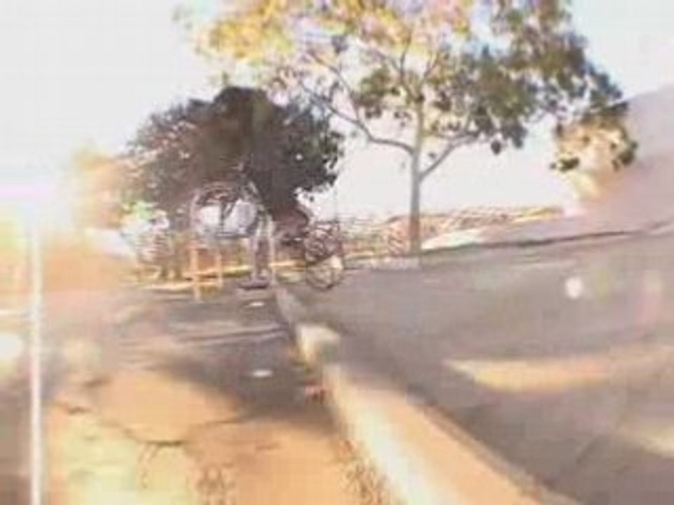 Nigel Sylvester Street Session