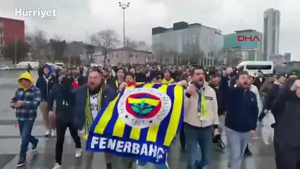 Ertan Torunoğulları ve bazı taraftarlar Sadettin Saran'a destek için İstanbul Adalet Sarayı'na geldi