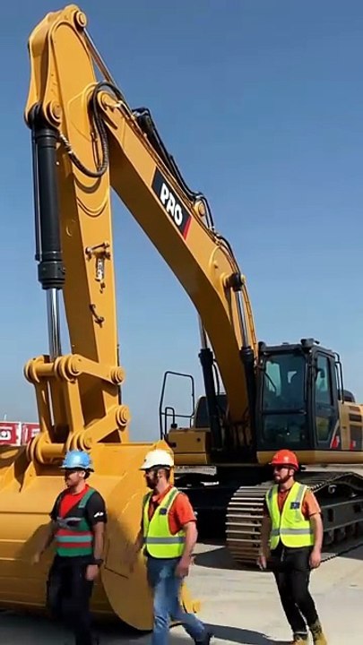 World Biggest Excavator Machine l Caterpillar Excavator l #Excavator #shorts #viral