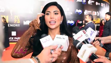 كارولين عزمي تخطف الأنظار في مهرجان الأفضل