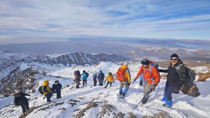 Erek Dağı zirvesine zorlu tırmanış