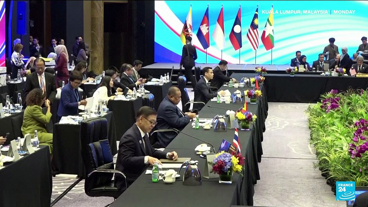 Thailand and Cambodia hold talks on resuming ceasefire