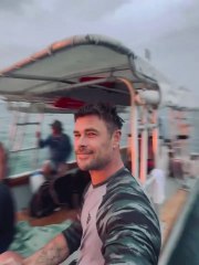 💖CHRIS HEMSWORTH AUX ILES FIDJI💖💥ABONNES-TOI STP🙏💖 MERCI 🙏💖💥