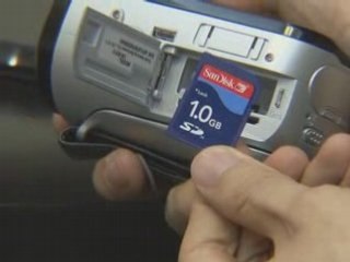 The Samsung VP-MX10 Camcorder looks really good!