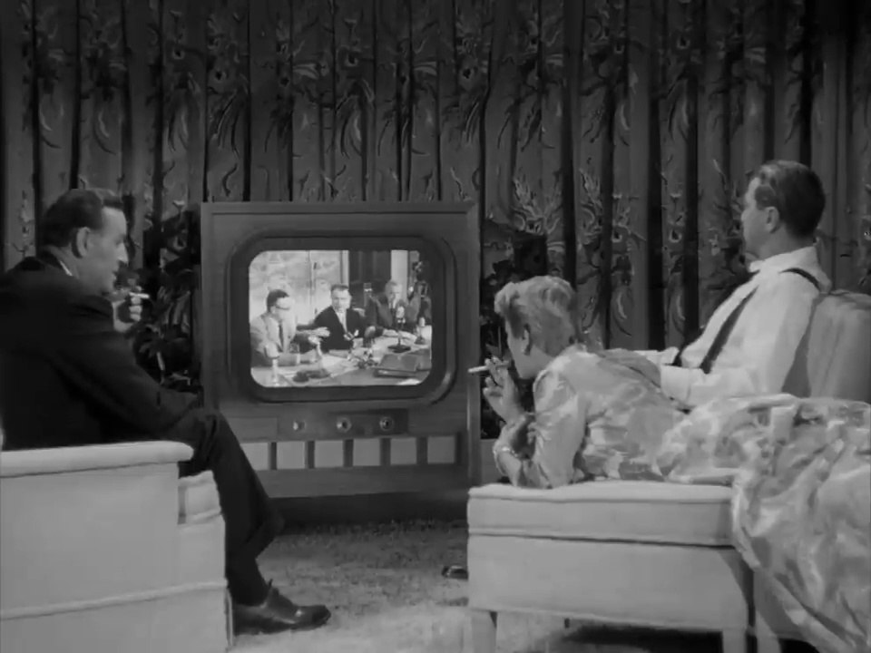 Hoodlum Empire (1952)
