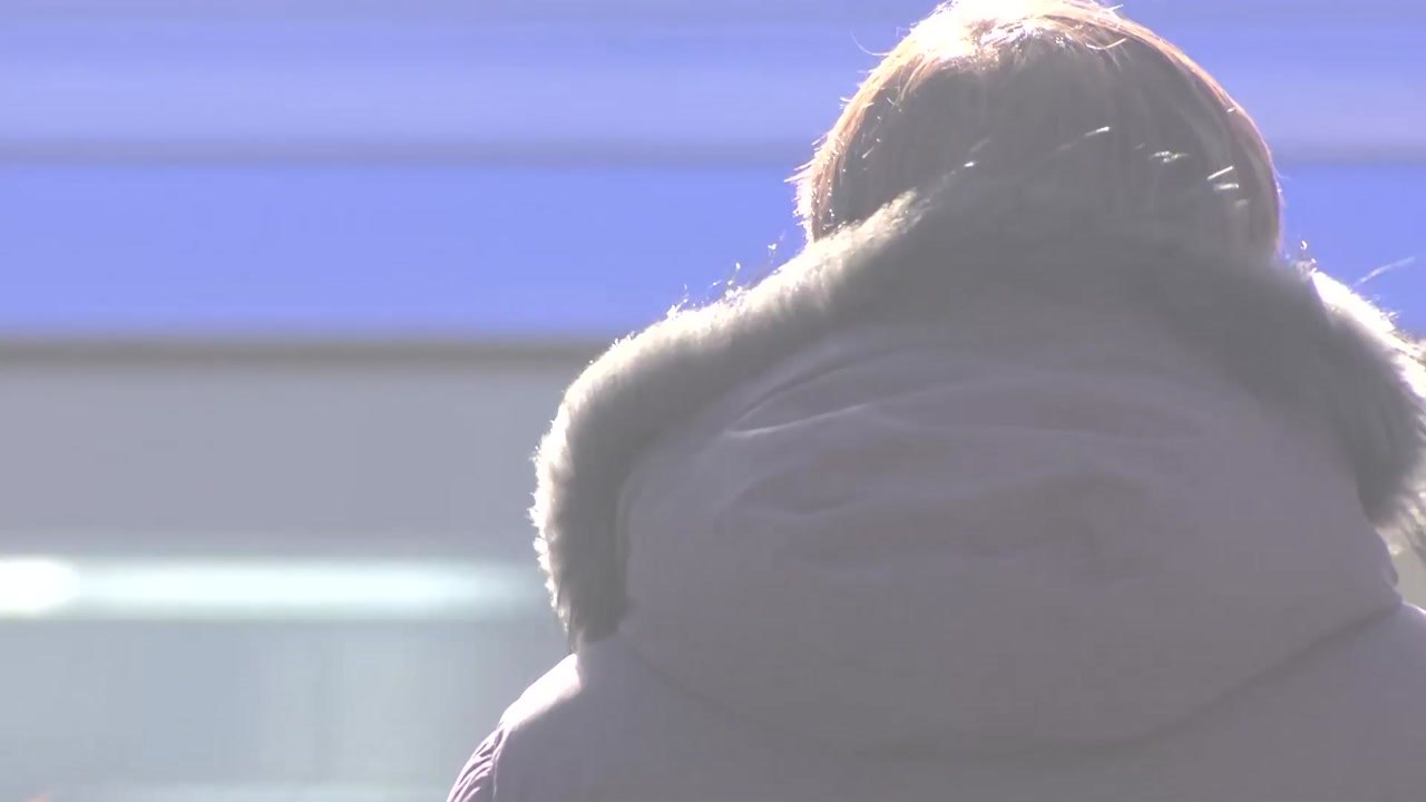 [날씨] 낮에도 칼바람 부는 광화문...서울 체감 -12.7℃, '동파 경계' 발령...