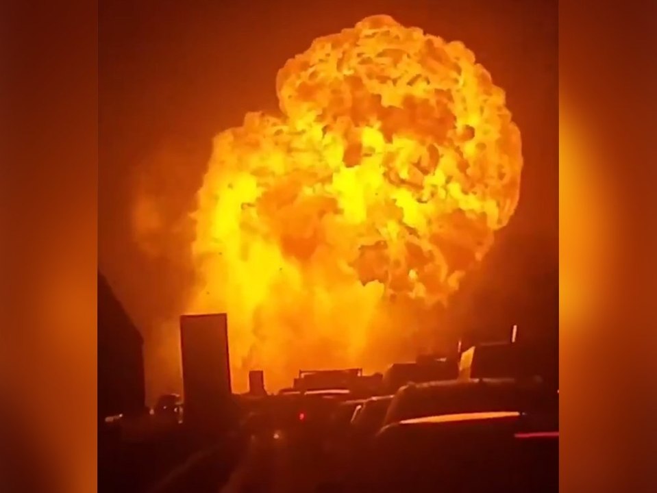Tanklaster explodiert auf italienischer Autobahn