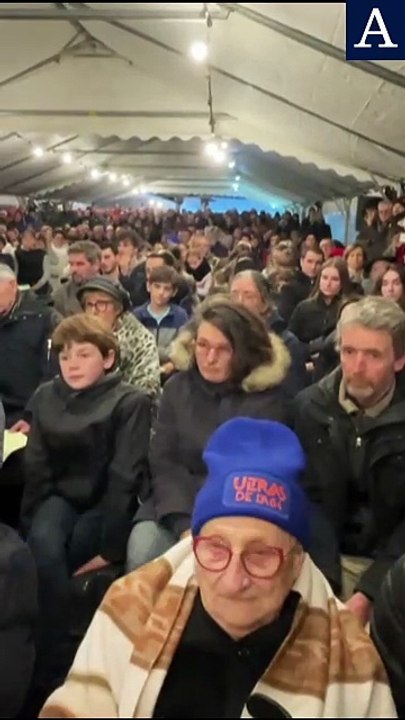 Des messes de Noël  sur les autoroutes bloquées par les agriculteurs