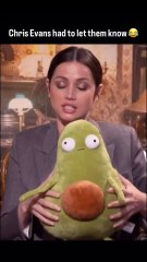 “Hmmm that’s not his butt ” 🤣 #chrisevans #anadearmas #captainamerica #avengersdoomsday #doctordoom