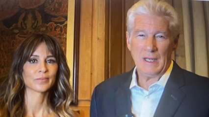 Il video di Richard Gere e dalla moglie Alejandra per appoggiare «TuttiContano», il censimento degli homeless in Italia