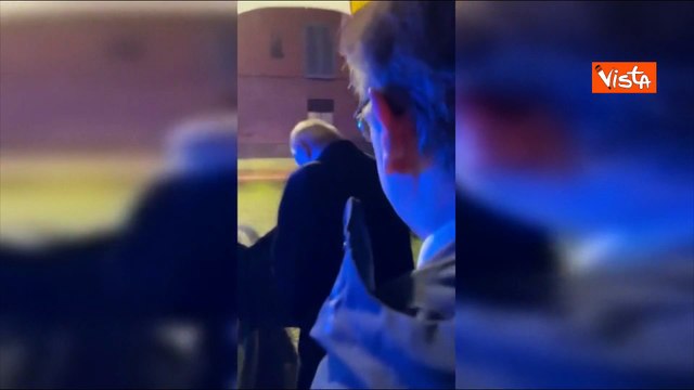 Gli auguri del Cardinal Zuppi alle volanti della Polizia bolognese nella notte di Natale