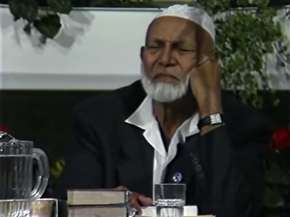 Christian asked: Why God changed His mind in Islam? | Great Answer by Shaikh Ahmed Deedat