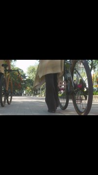 Run With the Rain - Musique AMIS