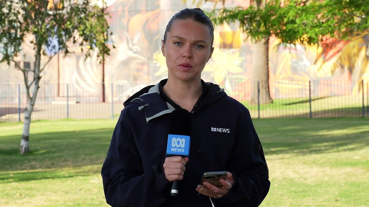 Evacuation centre opens in Narrogin for displaced Boddington residents as bushfire continues