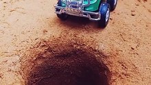 The jeep fell into a hole — Pro TOY