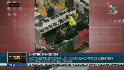 United Kingdom: Activists storm London shopping center to denounce Israeli crimes