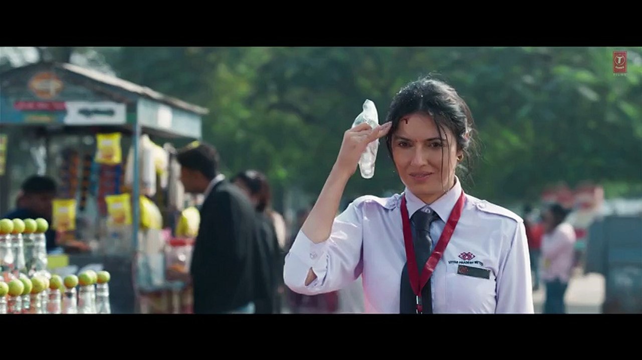 Ek Chatur Naar