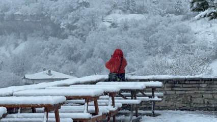 Tarihi konaklar beyaza büründü! Osmanlı kentinden manzaralar