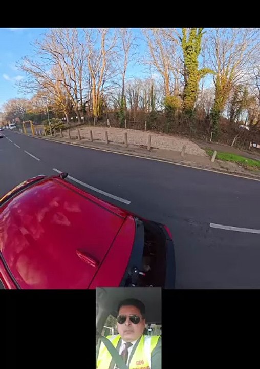 Joining dual carriageway from slip road and Dome roundabout in Watford driving tests