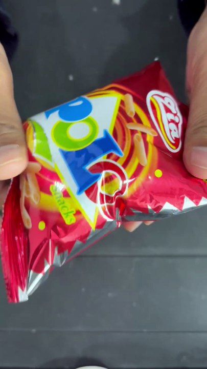 Asmr lays #asmrlllipoo#asmrsound#asmrvideo#asmreating