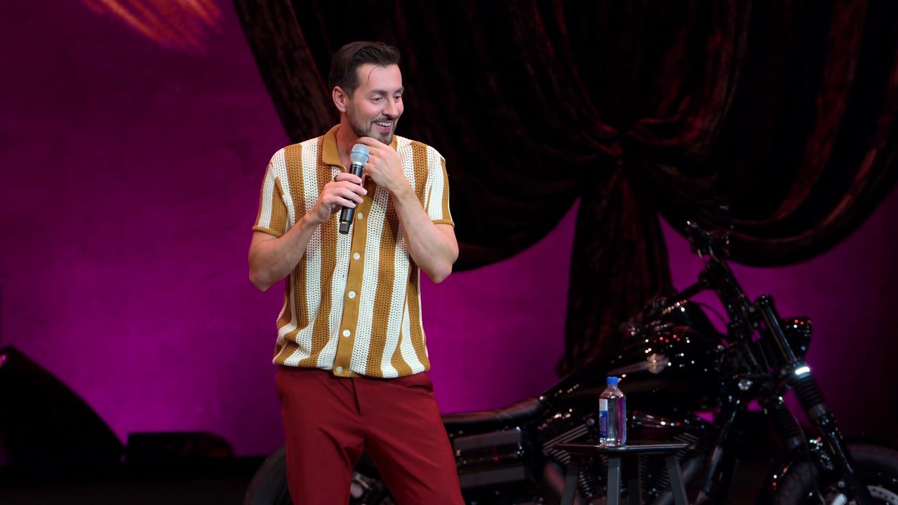 Max Amini FULL HOLIDAY COMEDY SPECIAL 2025    Double Threat    Stand Up Comedy