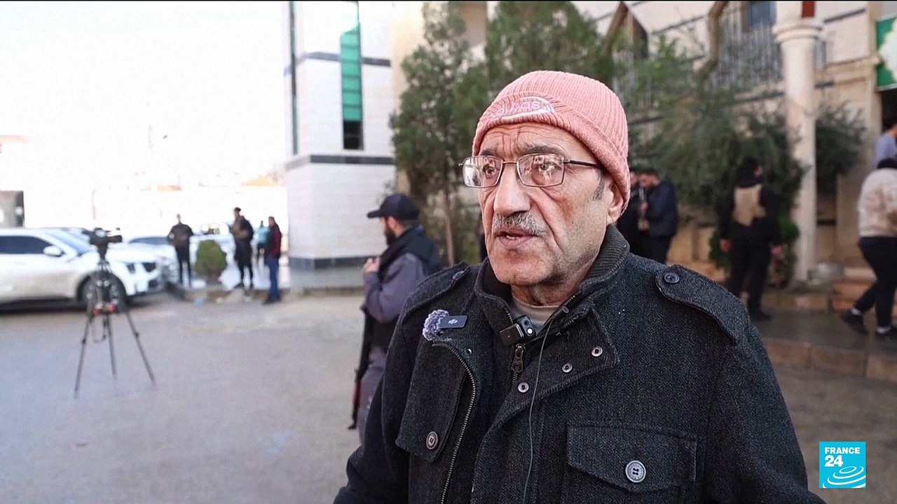 Deadly blast hits Alawite mosque in Syria's Homs