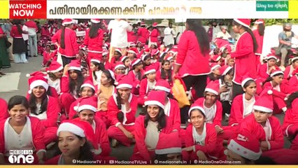 ബോൺ നതാലെ റാലിയിൽ പതിനായിരകണക്കിന് ക്രിസ്മസ് പാപ്പമാർ അണിനിരക്കും