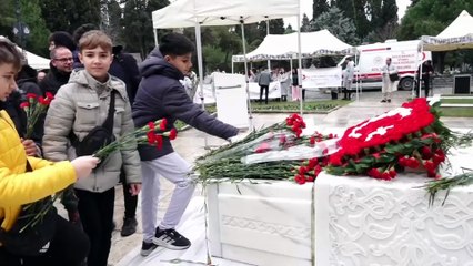 Mehmet Akif Ersoy vefatının 89’uncu yılında mezarı başında anıldı