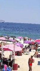 VÍDEO: Veja momento exato em que avião cai na Praia de Copacabana