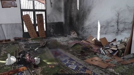 시리아 소수 종파 이슬람 사원 폭탄 테러...8명 사망 / YTN