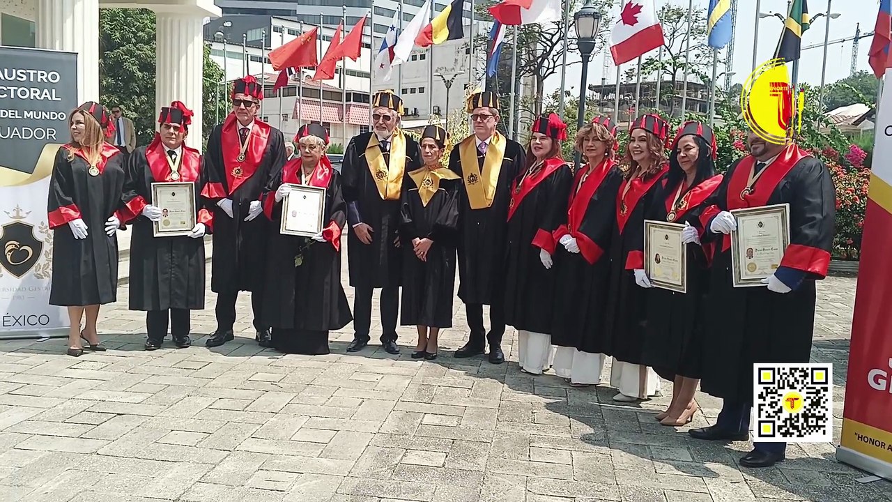 CÓNSUL HONORARIO DE LA FEDERACIÓN DE RUSIA EN GUAYAQUIL FUE INVESTIDO CON EL DOCTORADO HONORIS CAUSA